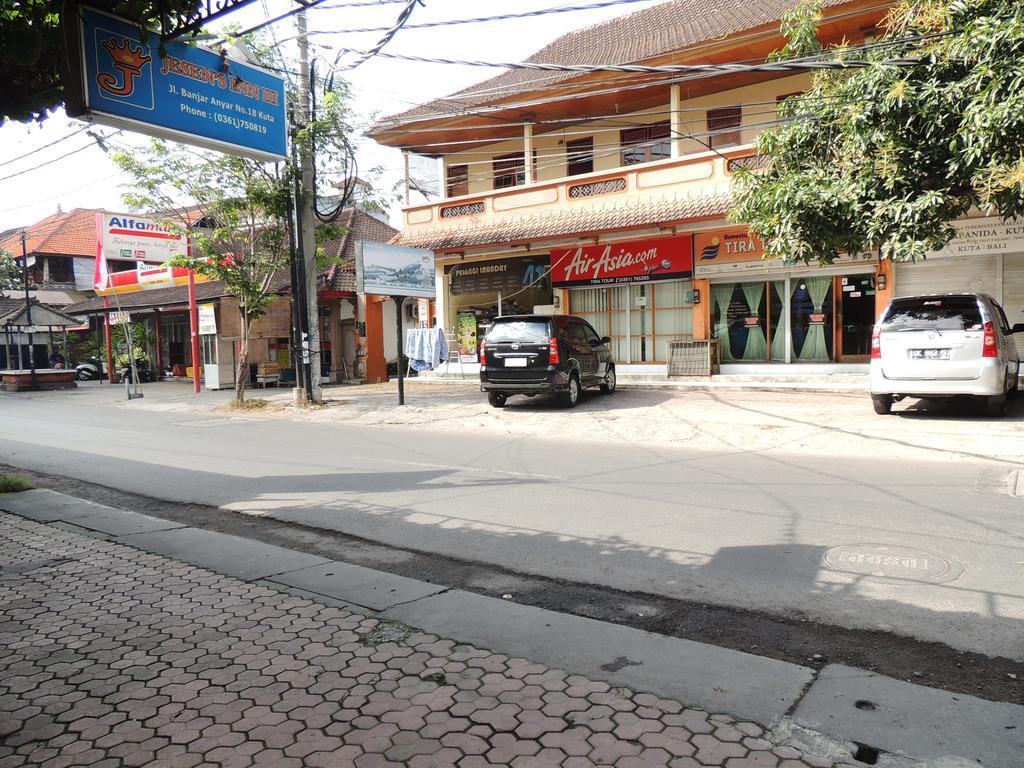 Jesens Inn III Kuta Lombok Exterior foto